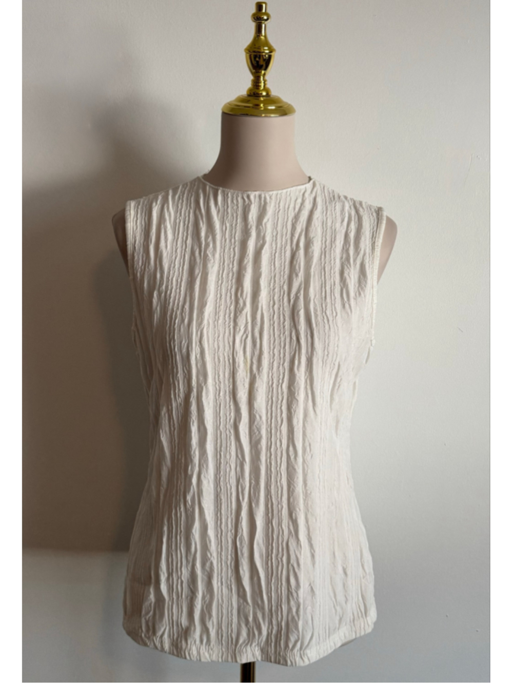 Women's SHEIN White Sleeveless Tank Top Size L
